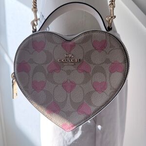 Coach 2023 Limited Edition Heart Shape Bag | Rare Valentine Y2K Mini Purse